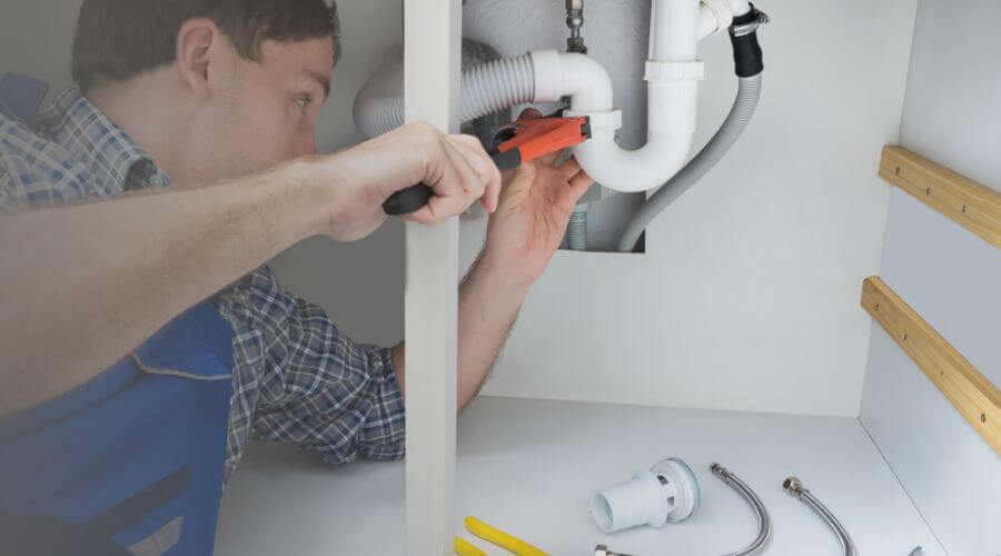 Professional Water heater repair in Winn, MI
